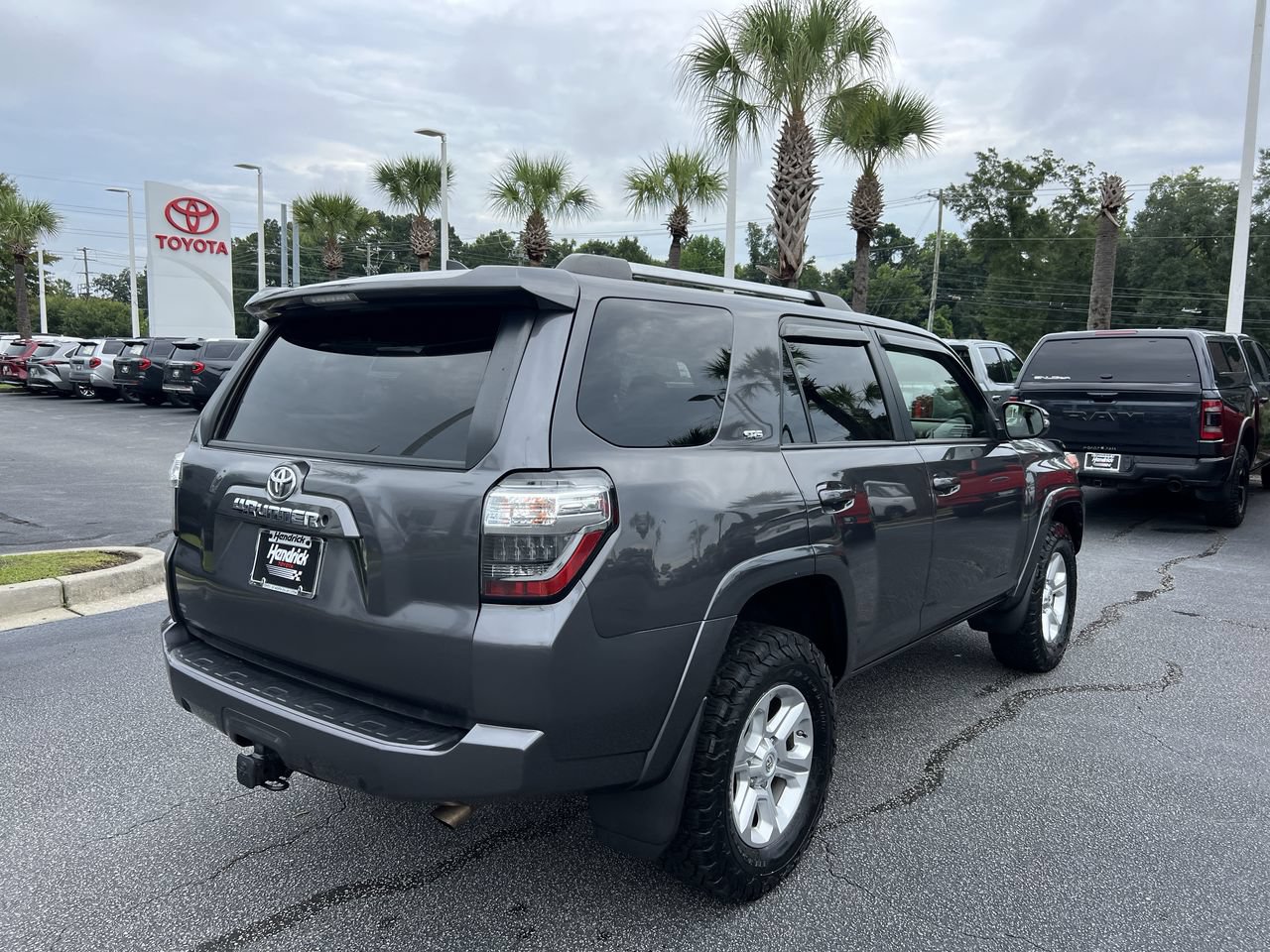 Used 2019 Toyota 4Runner SR5 Premium AWD/4WD image 10