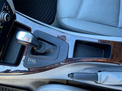 Used 2011 BMW 328i Wagon image 17