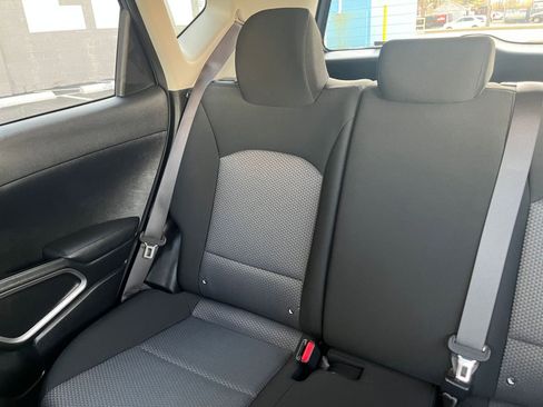 Used 2025 Kia Soul LX w/ LX Technology Package FWD image 39