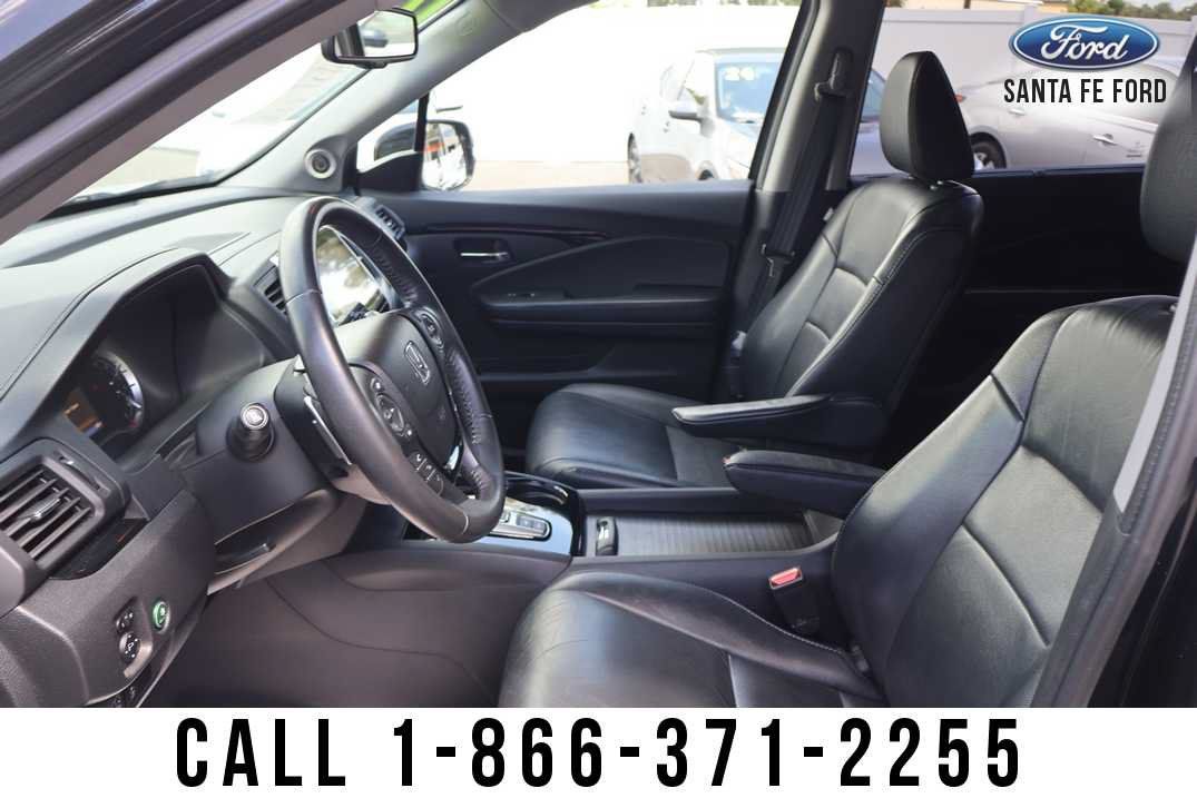 Used 2017 Honda Pilot Touring image 12