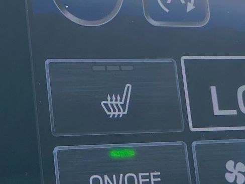 Used 2023 Subaru Outback Onyx Edition image 15