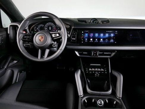 New 2026 Porsche Cayenne GTS image 14