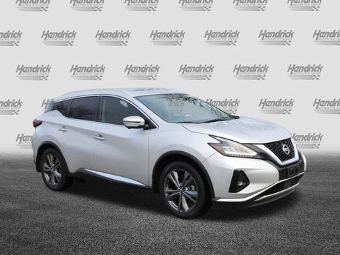 Used 2020 Nissan Murano Platinum w/ Cargo Package image 2