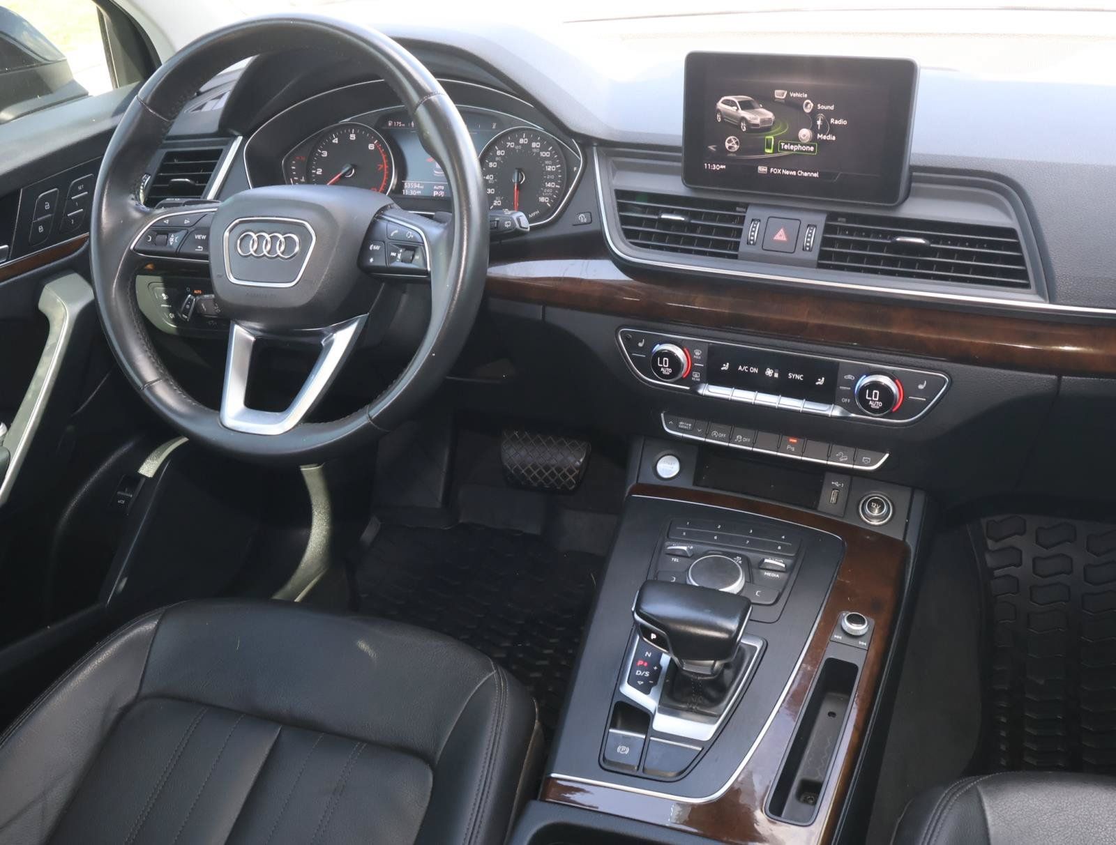 Used 2020 Audi Q5 2.0T Premium w/ Convenience Package AWD/4WD image 11