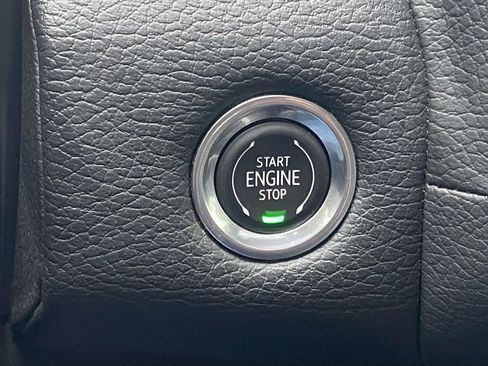 Used 2021 GMC Yukon XL Denali w/ Denali Ultimate Package image 26