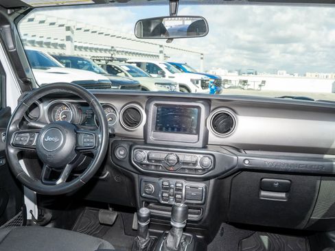 Used 2020 Jeep Wrangler Unlimited Sport S image 21