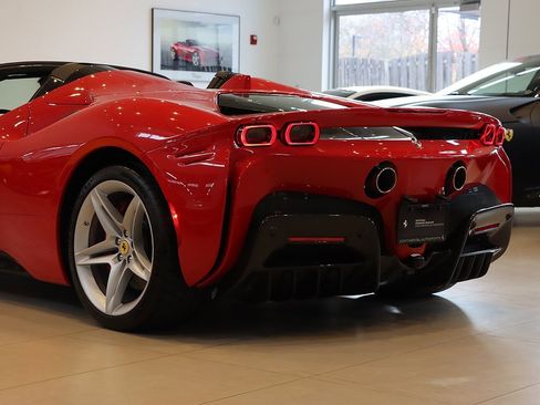 Certified 2023 Ferrari SF90 Spider image 63
