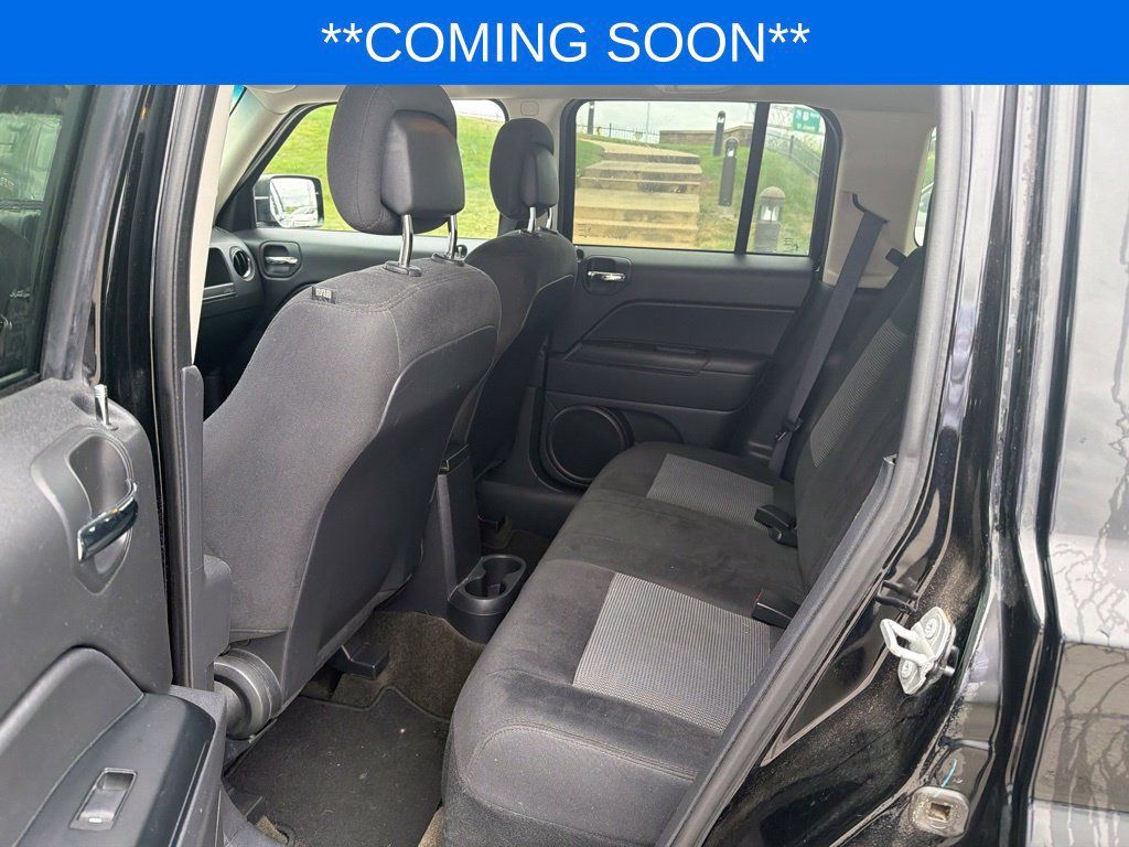 Used 2016 Jeep Patriot Sport w/ Power Value Group FWD image 13