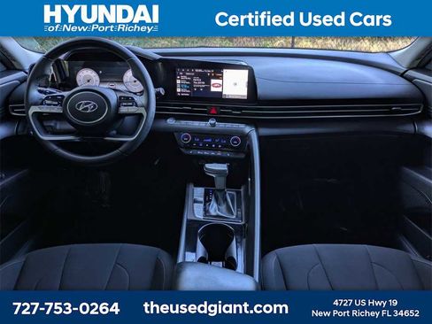 Certified 2023 Hyundai Elantra SEL w/ Convenience Package image 14