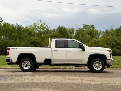 Used 2021 Chevrolet Silverado 2500 LT AWD/4WD image 38