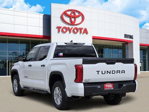 New 2026 Toyota Tundra SR5 w/ SR5 Convenience Package AWD/4WD image 3