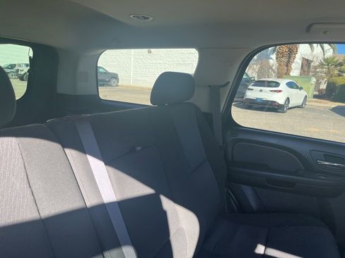 Used 2010 Chevrolet Tahoe LS w/ Exterior Plus Package image 19