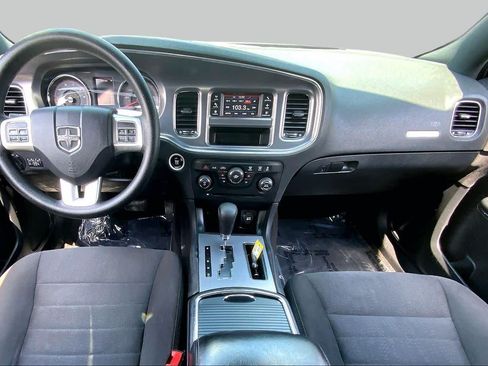 Used 2014 Dodge Charger SE RWD image 16