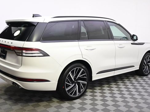 New 2026 Lincoln Aviator Black Label AWD/4WD image 7