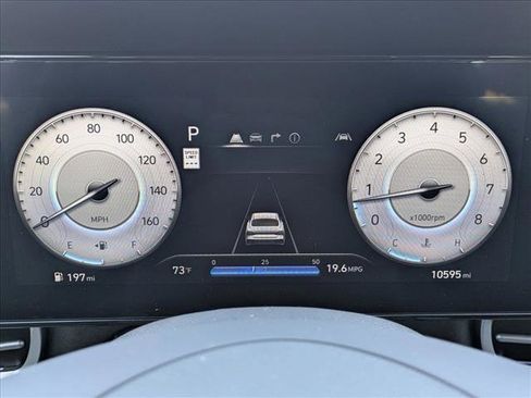 Used 2024 Hyundai Elantra SEL w/ Convenience Package FWD image 10