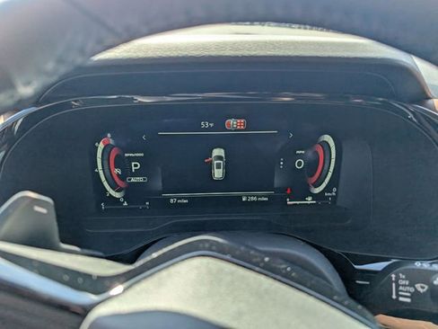 New 2026 Nissan Pathfinder Platinum image 20