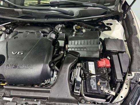 Used 2019 Nissan Maxima Platinum w/ Illumination Package FWD image 46