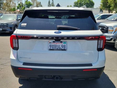 Used 2026 Ford Explorer Active RWD image 22