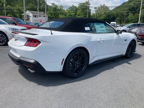 New 2025 Ford Mustang GT Premium RWD image 4