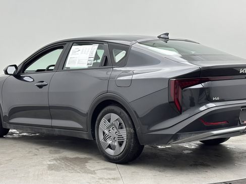 Used 2025 Kia K4 FWD image 5