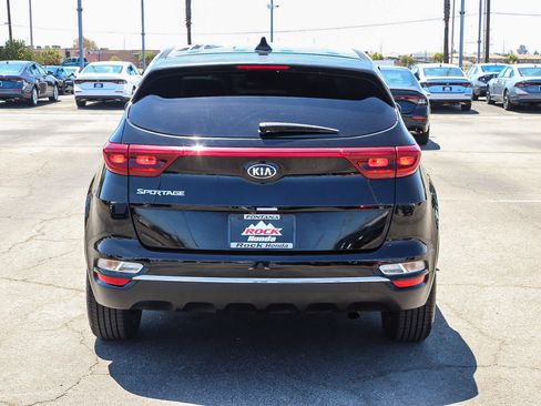 Used 2020 Kia Sportage LX FWD image 7
