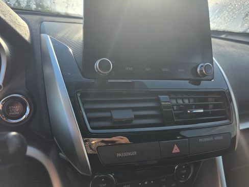 Used 2024 Mitsubishi Eclipse Cross SEL image 17