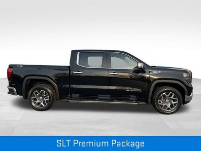 New 2026 GMC Sierra 1500 SLT w/ SLT Premium Package