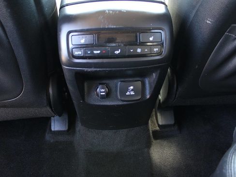 Used 2022 Hyundai Palisade SEL w/ Premium Package AWD/4WD image 12