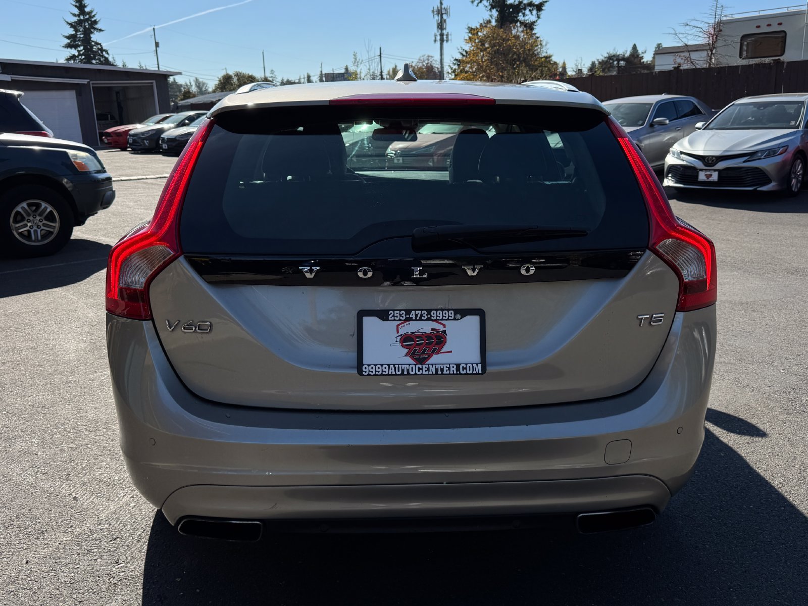 Used 2015 Volvo V60 T5 Premier FWD image 6