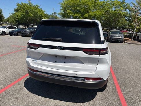 Used 2023 Jeep Grand Cherokee 4WD 4xe image 19