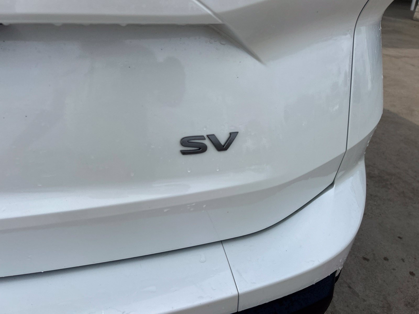 Used 2024 Nissan Rogue SV FWD image 12