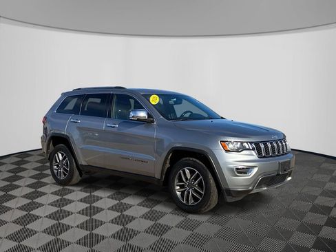 Used 2020 Jeep Grand Cherokee Limited AWD/4WD image 3
