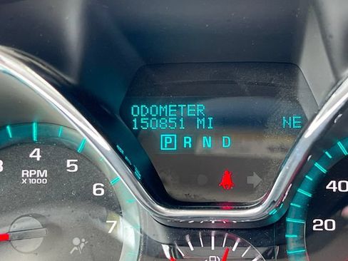 Used 2017 Chevrolet Traverse LS FWD image 7