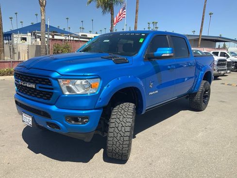 Used 2022 RAM 1500 Big Horn AWD/4WD image 3