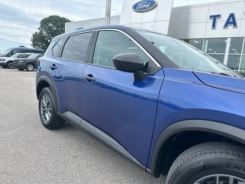 Used 2023 Nissan Rogue S FWD image 7