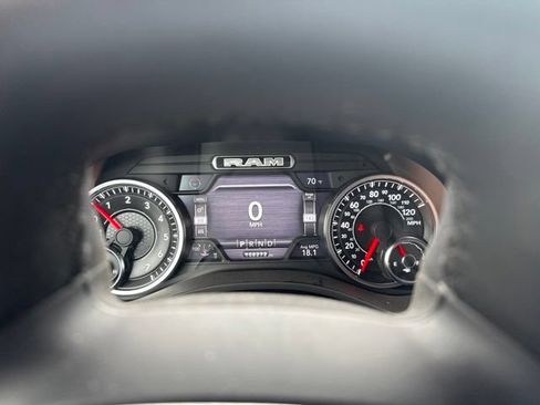 Used 2019 RAM 1500 Big Horn AWD/4WD image 8