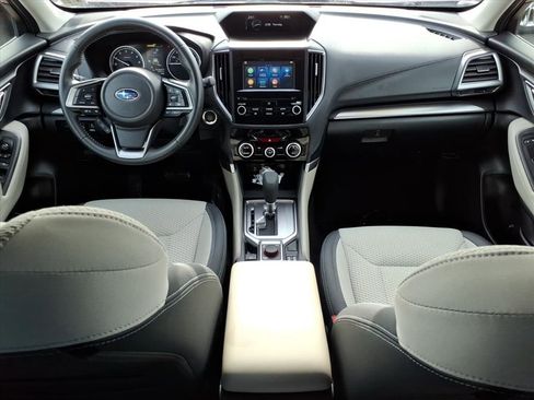 Used 2022 Subaru Forester Premium image 9