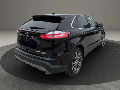 Used 2019 Ford Edge Titanium w/ Cold Weather Package AWD/4WD image 7