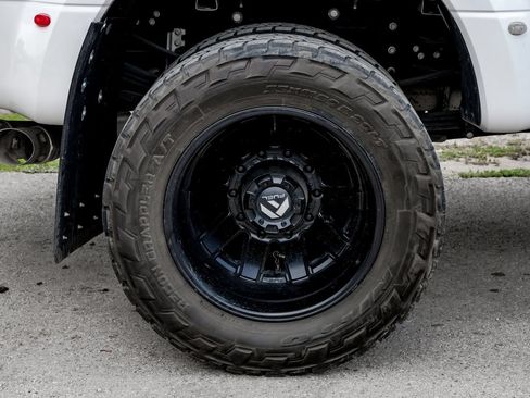 Used 2022 Ford F450 Limited w/ FX4 Off-Road Package AWD/4WD image 62