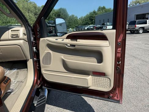 Used 2007 Ford F250 King Ranch AWD/4WD image 37