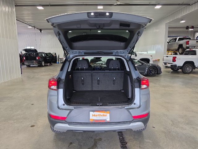 Used 2023 Chevrolet TrailBlazer LT w/ Convenience Package AWD/4WD image 26