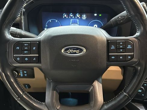 Used 2023 Ford F250 Lariat image 15