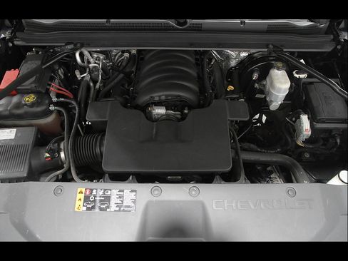 Used 2018 Chevrolet Tahoe Premier AWD/4WD image 24
