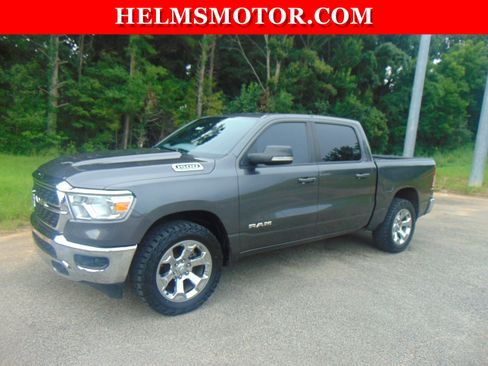 Used 2022 RAM 1500 Big Horn AWD/4WD image 2