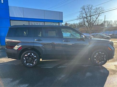 Used 2025 Hyundai Santa Fe SE image 13