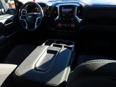 Used 2023 Chevrolet Silverado 2500 LT w/ Convenience Package image 17