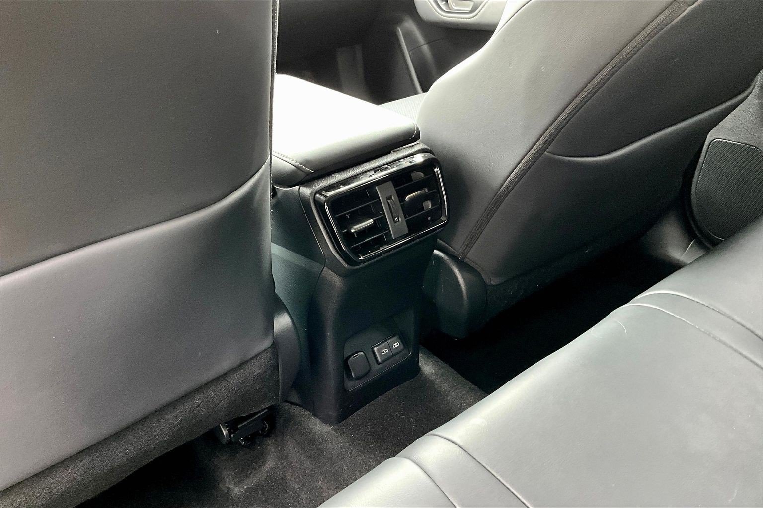 Used 2024 Lexus NX 350h AWD image 9