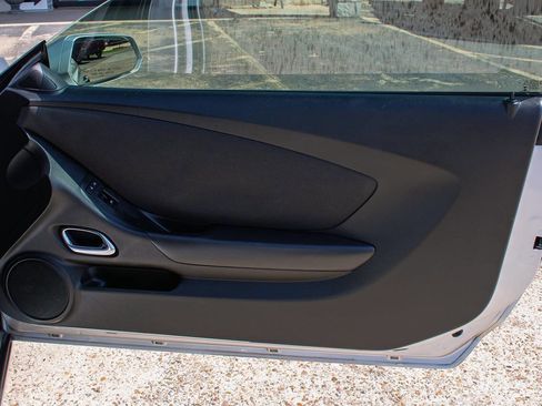 Used 2014 Chevrolet Camaro LT image 31