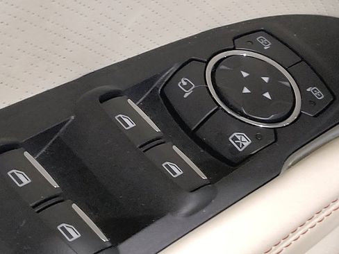 Used 2019 Lincoln MKC Black Label image 27