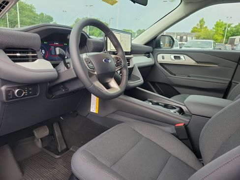 New 2026 Ford Explorer Active AWD/4WD image 21